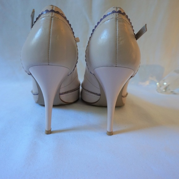BCBG Peep Toe Heels Pink Lavender Size 8.5 - Picture 4 of 5